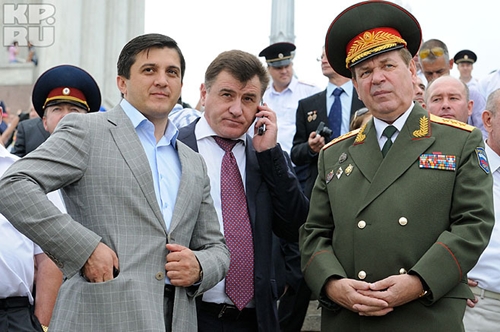 Фотографии с показательных выступлений СОБР и ОМОН в Волгограде