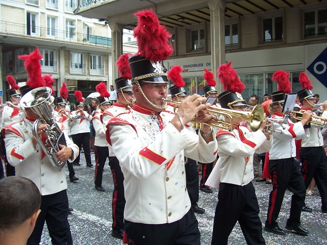 [2012.08.19-049%2520Fasam%2520Orchestra%255B2%255D.jpg]
