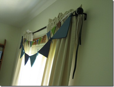 easy flag or bunting valence
