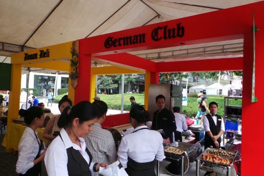 [germany-food-stalls%255B5%255D.jpg]