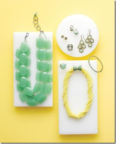 wedding_mint_yellow_decor_decoration_bride_groom_family_colors_color_colorful_style_spring_summer_day_jewelry_jewellery
