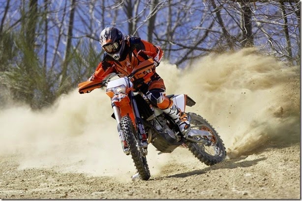 ktm-250-exc-f-six-days-rodando-1