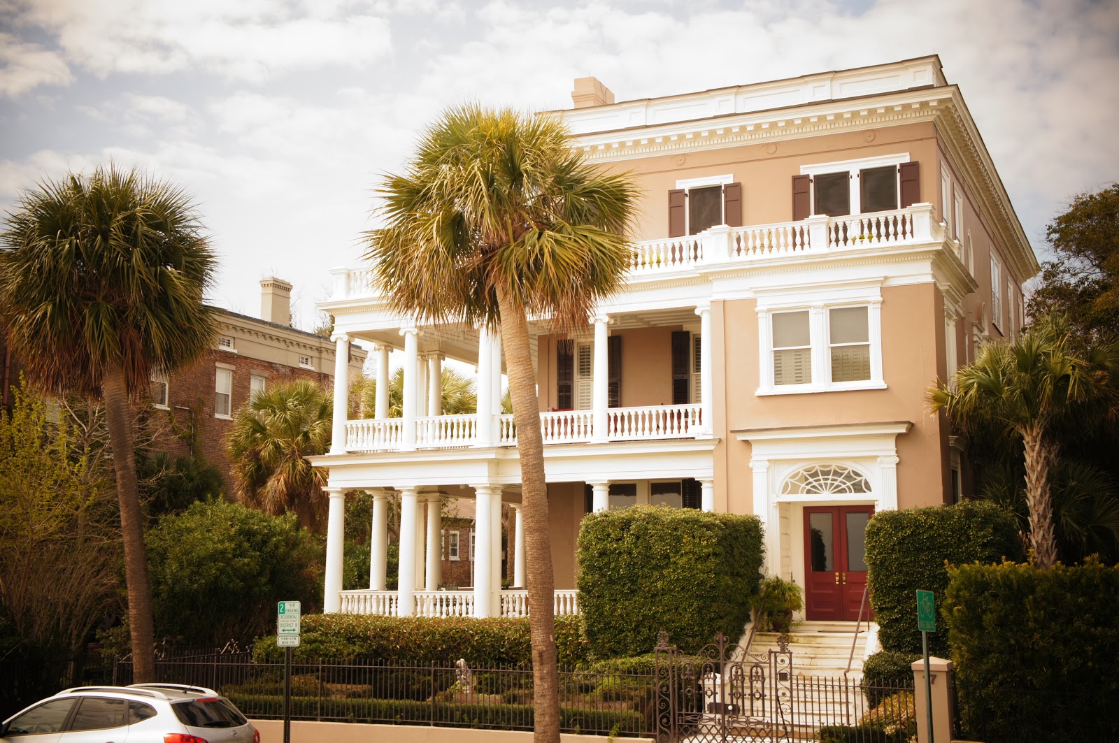 [historic-buildings-Charleston-SC-pictures-1%2520%25282592%2529%255B3%255D.jpg]