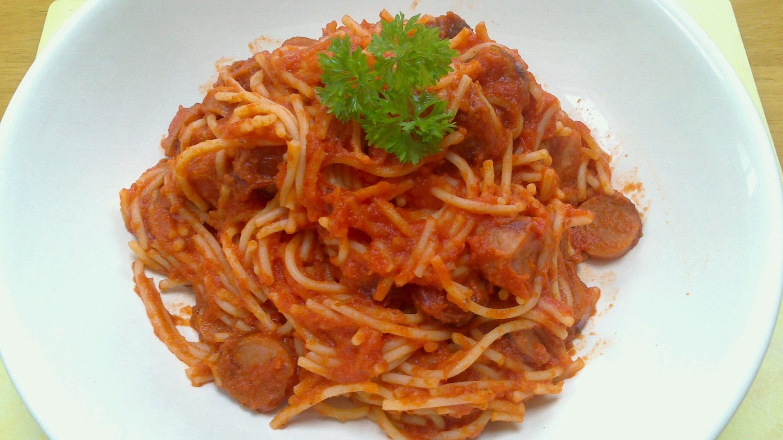 Me and my IBS Low FODMAP Spaghetti with Sausages