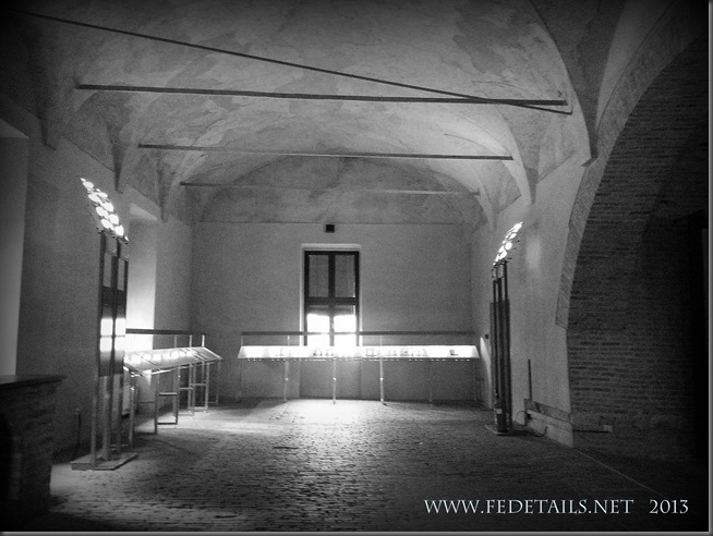 Dentro al Castello Estense - Le Cucine Ducali, foto 2, Ferrara, Emilia Romagna, Italia - Inside the Castle Estense - The Ducali Kitchens, photo 2, Ferrara, Emilia Romagna, Italy - Property and Copyrights of www.fedetails.net