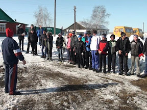 На родину героя.