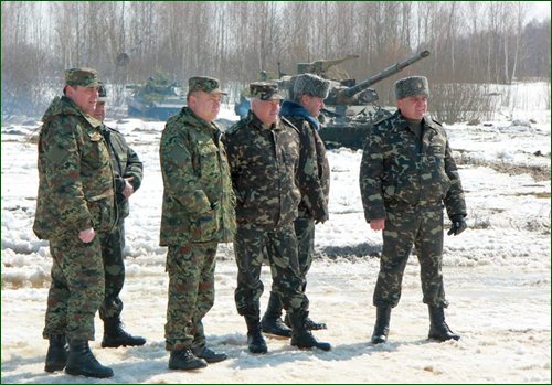 Украинские военные на учениях