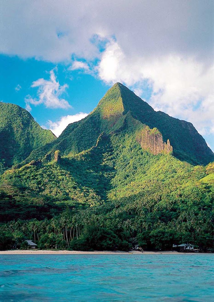 Mountains on Mo'orea are remnants of the extinct volcano that formed the island.