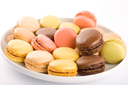 [plate%2520with%2520macaroons%255B5%255D.jpg]