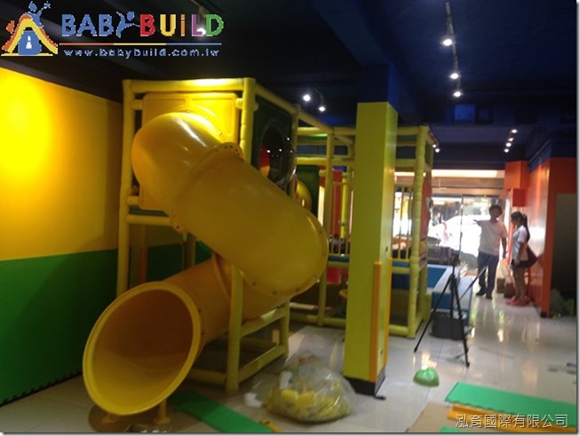 BabyBuild 室內兒童遊戲區牆柱防撞護條施工