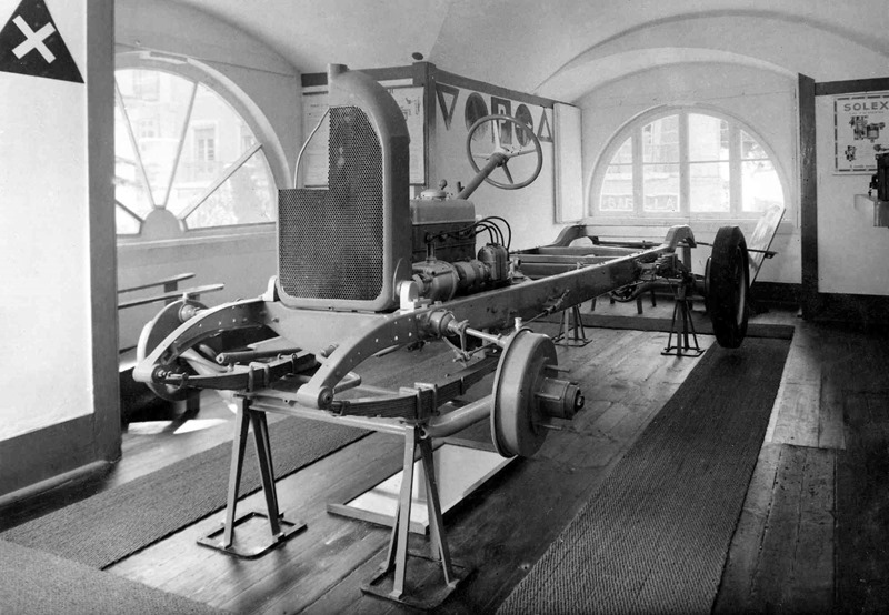 [Aula-de-Mecnica.jpg]