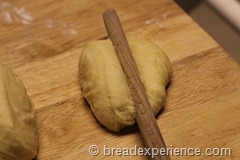 pumpkin-knot-yeast-rolls_1597_thumb[4]