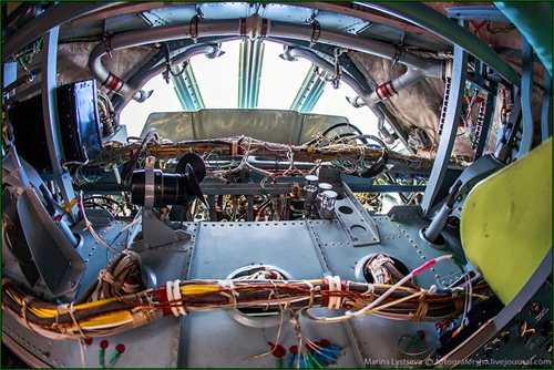 Фотографии тяжелого военно-транспортного самолета Ил-76МД-90А.