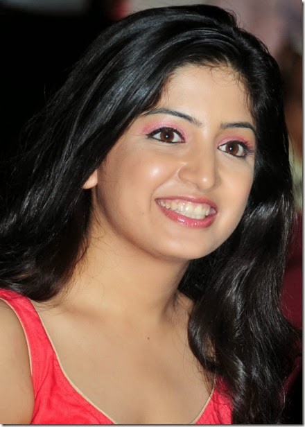 poonam_kaur_photo