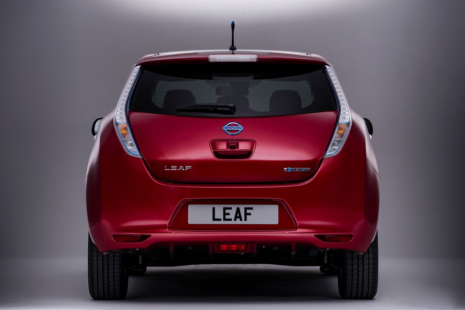 [Nissan-Leaf-5%255B7%255D.jpg]