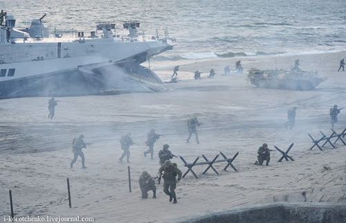 "Запад-2013": Высадка на побережье