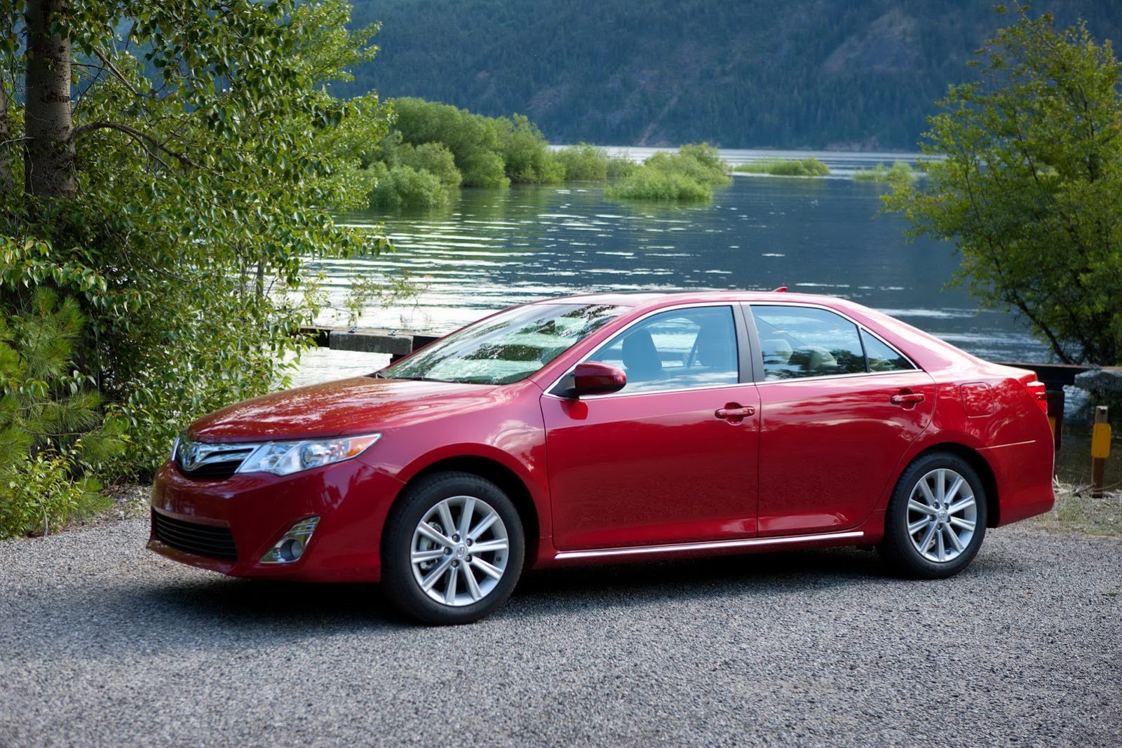 [ToyotaCamryXLE004%255B2%255D.jpg]