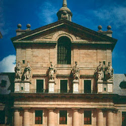 11.- Juan de Herrera. Fachada de la Iglesia. El Escorial