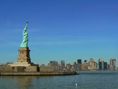 Obiective turistice New York: Statuia Libertatii