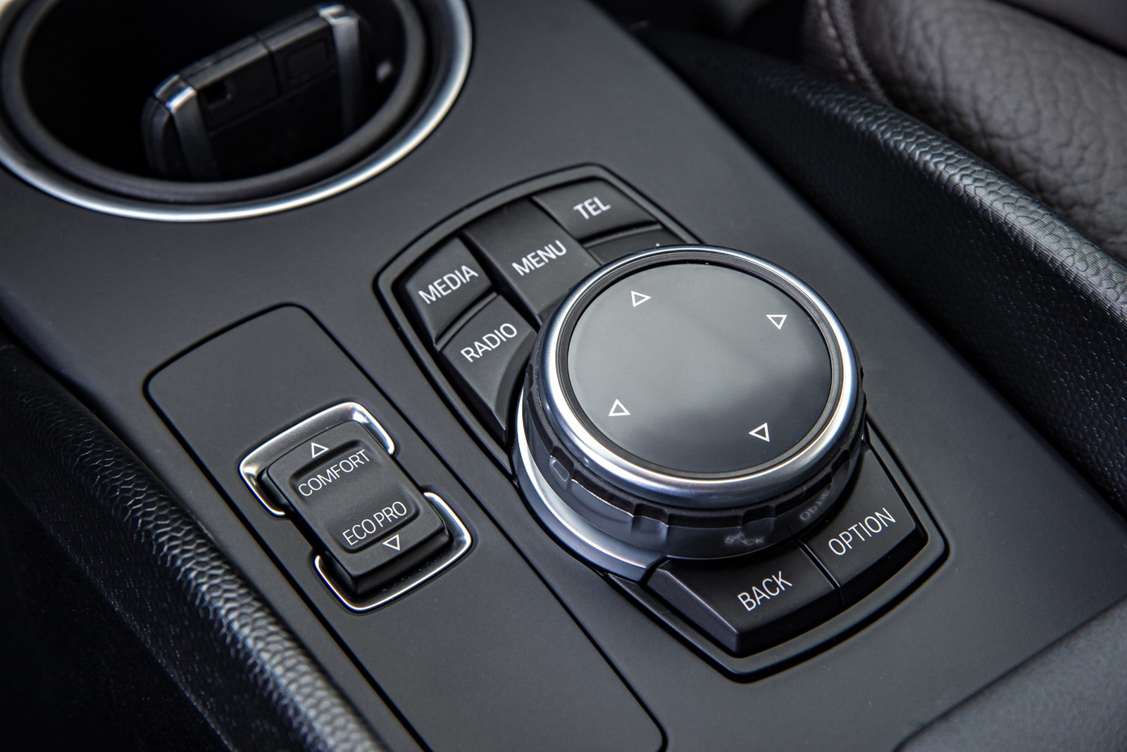 [2014-BMW-i3-48%255B2%255D.jpg]