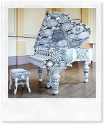 crochet piano
