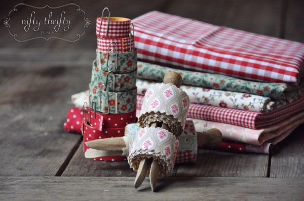[fabric_tape04-600x398%2520nifty%2520thrifty%255B4%255D.jpg]