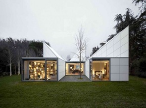 casa moderna cubierta inclinada