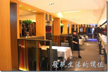 台南西堤民族店的內部裝潢。