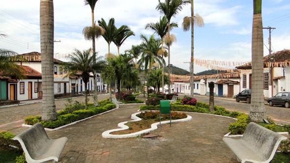 Praça Matriz de Santana dos Montes