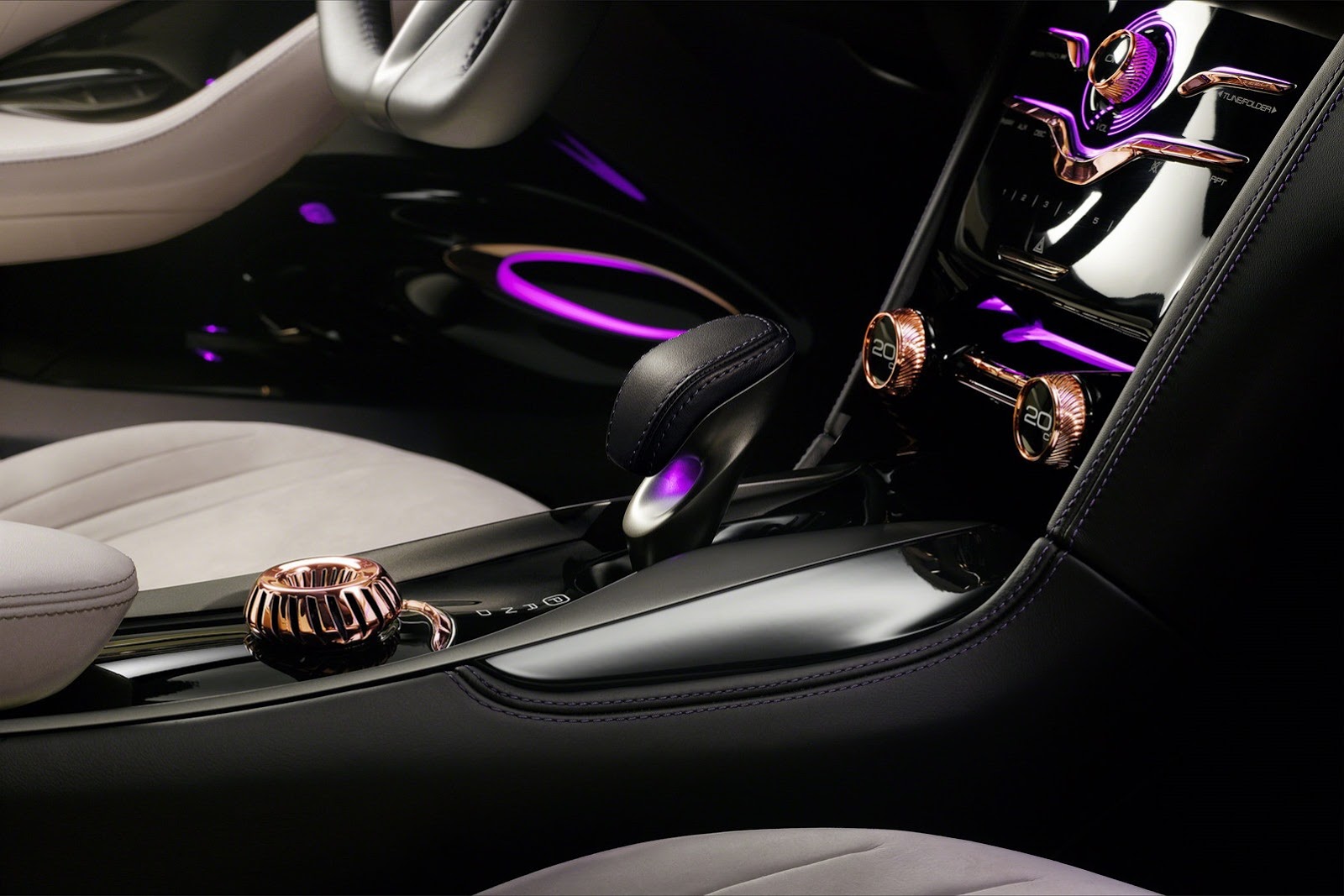 [Infiniti-Q30-Concept-27%255B2%255D.jpg]