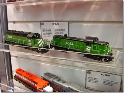 IMG_5334 HO-Scale Burlington Northern SD40 #6303 & RS3 #4054 by Athearn at the WGH Show in Portland, OR on February 17, 2007
