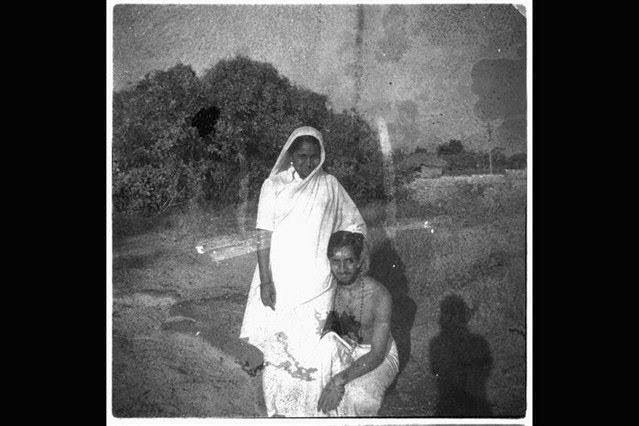 Mata Amritanandamayi Ammachi with her lover, the Amritapuri rapist Big Swami Balu