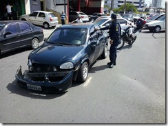 carro no canal