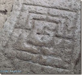 San Esteban de Eusa - tablero grabado en el pórtico