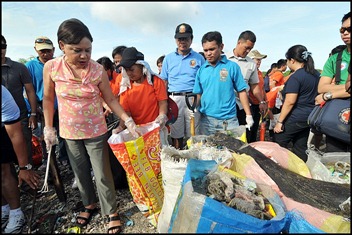 Manila Bay Cleanup Drive Initiated by Villar Foundation & Manila Broadcasting Company  