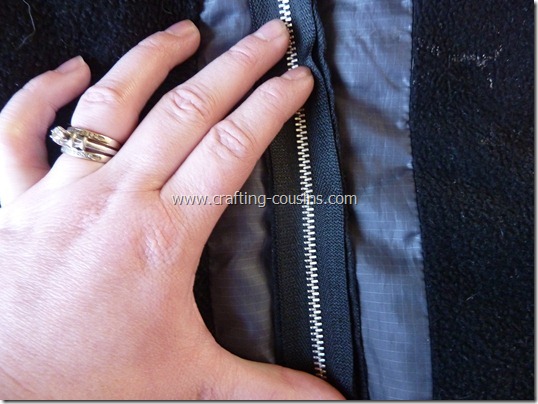 How to replace a coat zipper tutorial by The Crafty Cousins (13)