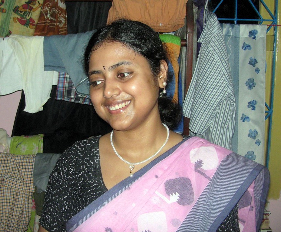 [Desi-Girls-Nude-Indian-Sex-Blog-72.jpg]