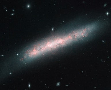 galáxia NGC 4700
