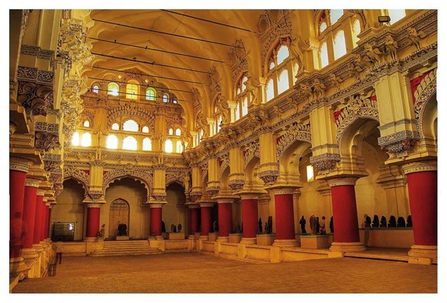 [Naykar-Palace-Madurai-Image-courtesy-IndiaTravelPal%255B1%255D.jpg]