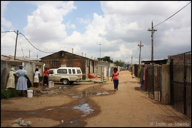 Mzimhlophe Hostel - ablutions