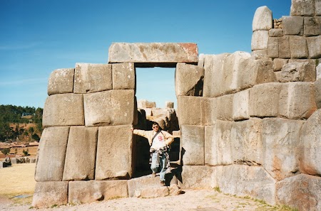10. Poarta Saqsaiwaman.jpg
