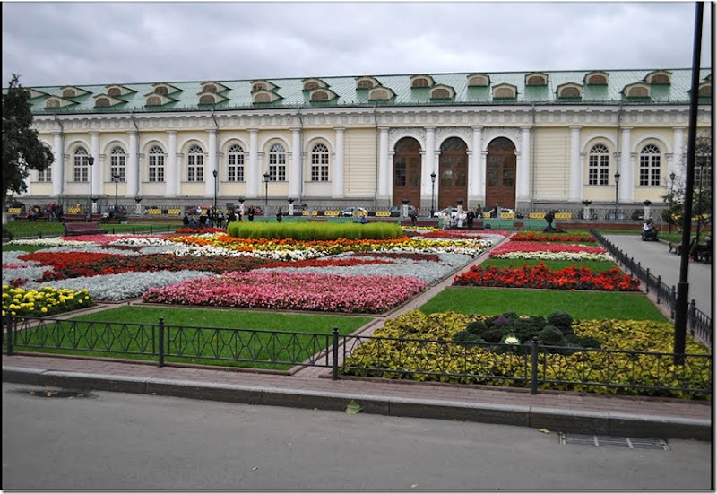 Kremlin Garden 4