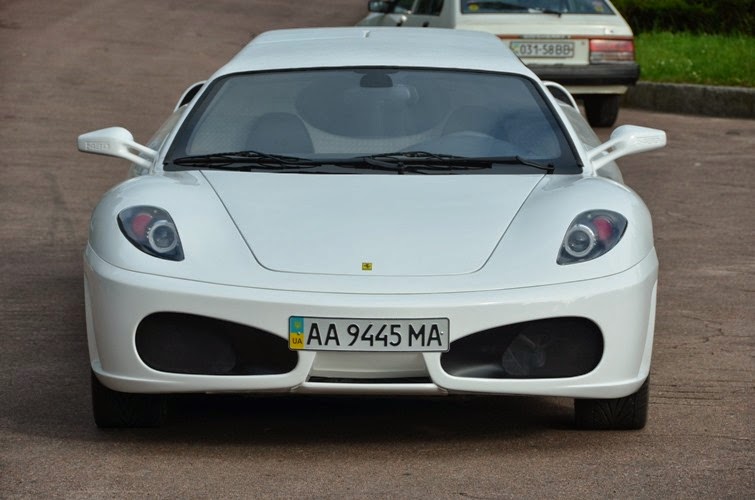 [Ferrari-F430-Replica-Limousine-5%255B2%255D.jpg]