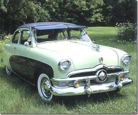 1950_Ford_Crestliner_2dr