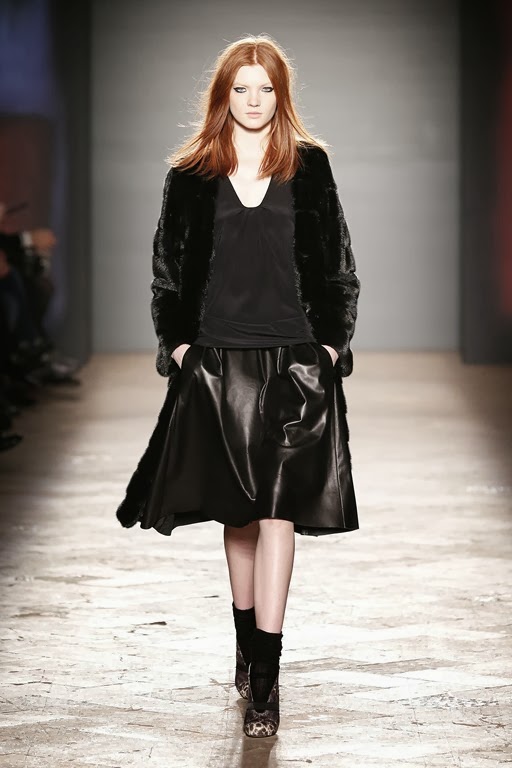 [25_SIMONETTA_RAVIZZA_AI%252014-15%255B3%255D.jpg]