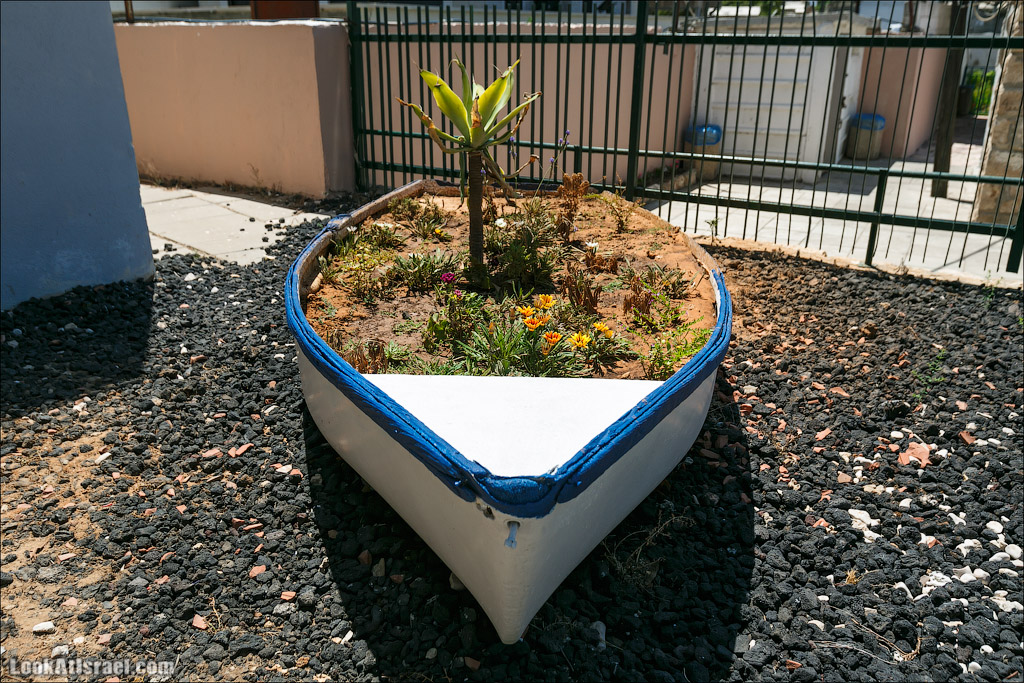 LookAtIsrael.com - Фото путешествия по Израилю | Арочный подземный бассейн в городе Рамла | The Pool of Arches in Ramla