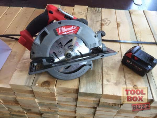 Milwaukee M18 Fuel 7-1/4" Circular Saw