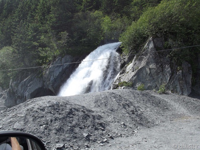 [Waterfall-at-Lowell-Creek%255B2%255D.jpg]