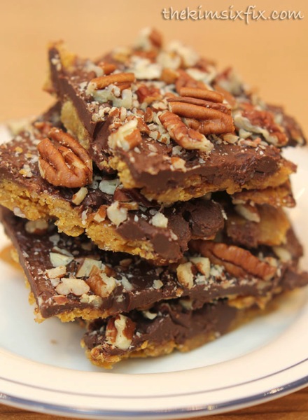 Pecan chocolate life cereal toffee