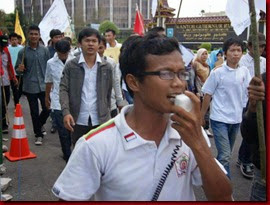 1546279_647582348614248_666878728_n